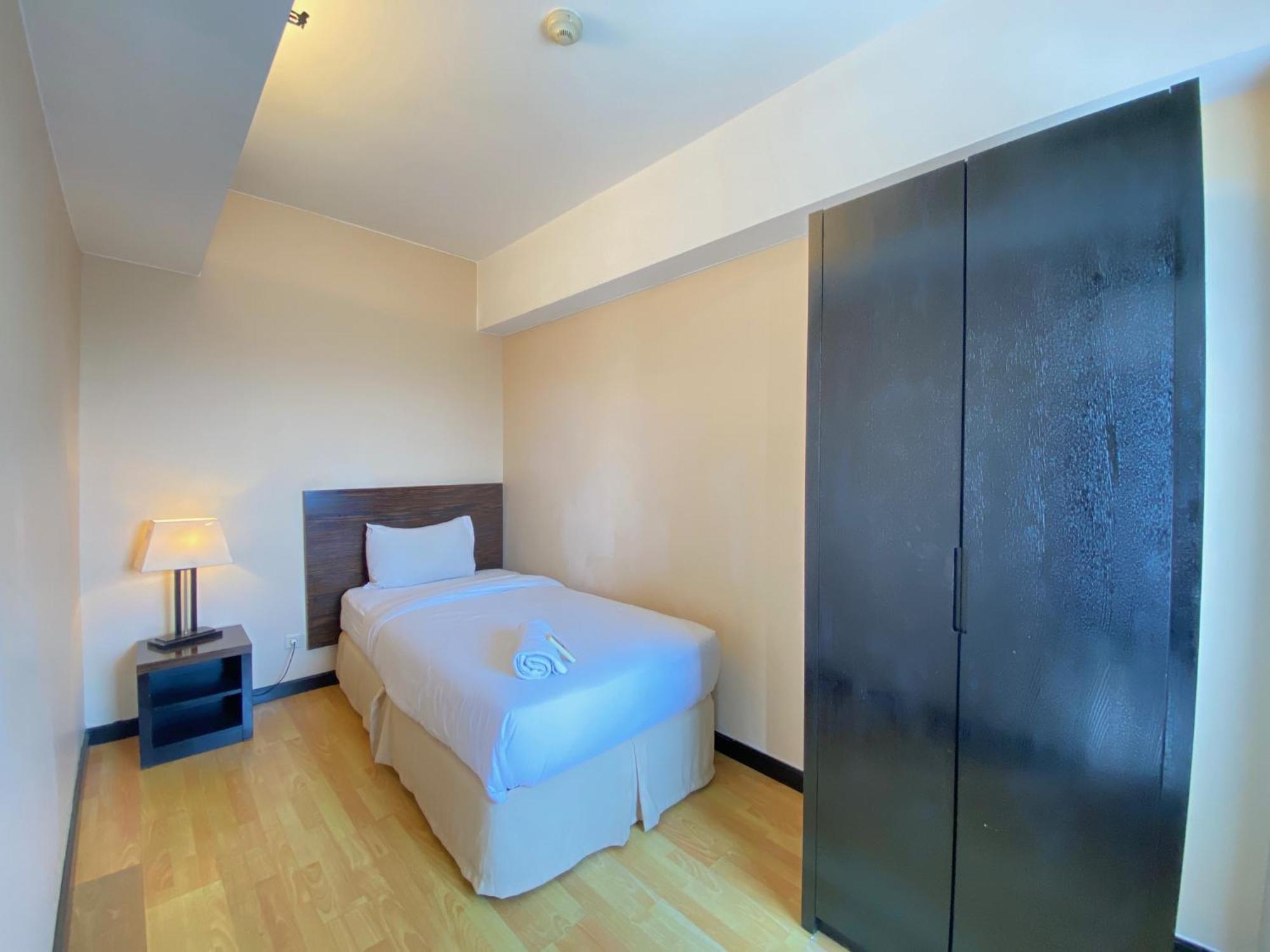 Gorgeous & Classic 2br At Braga Walk By Travelio Apartemen